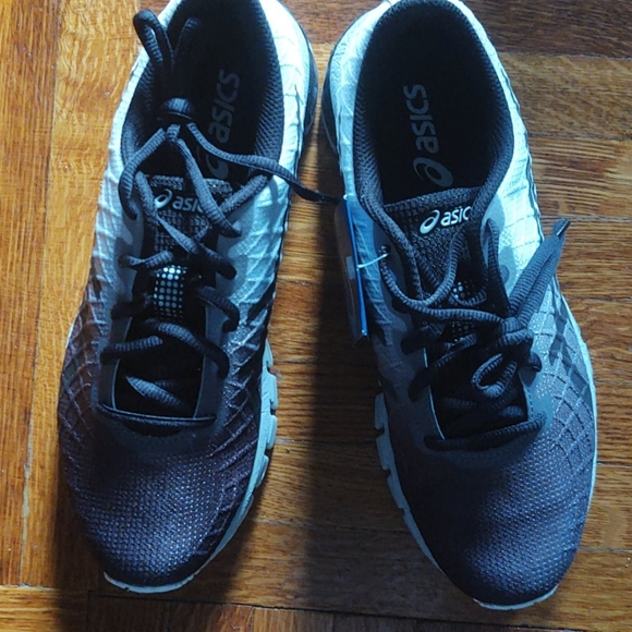 ASICS GEL QAUNTOM 180 - Picture 4 of 8